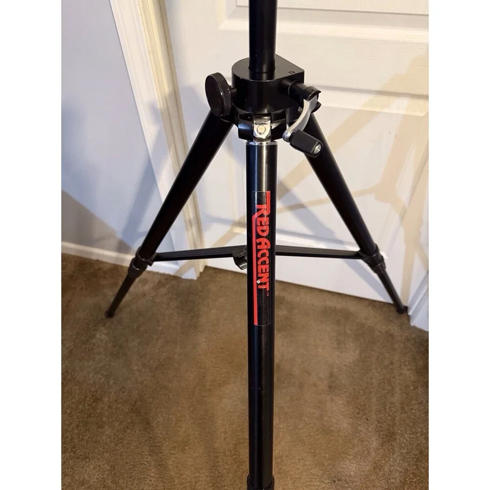 Tripod Red Accent Professional VTR-90RA for Camera/Camcorder.